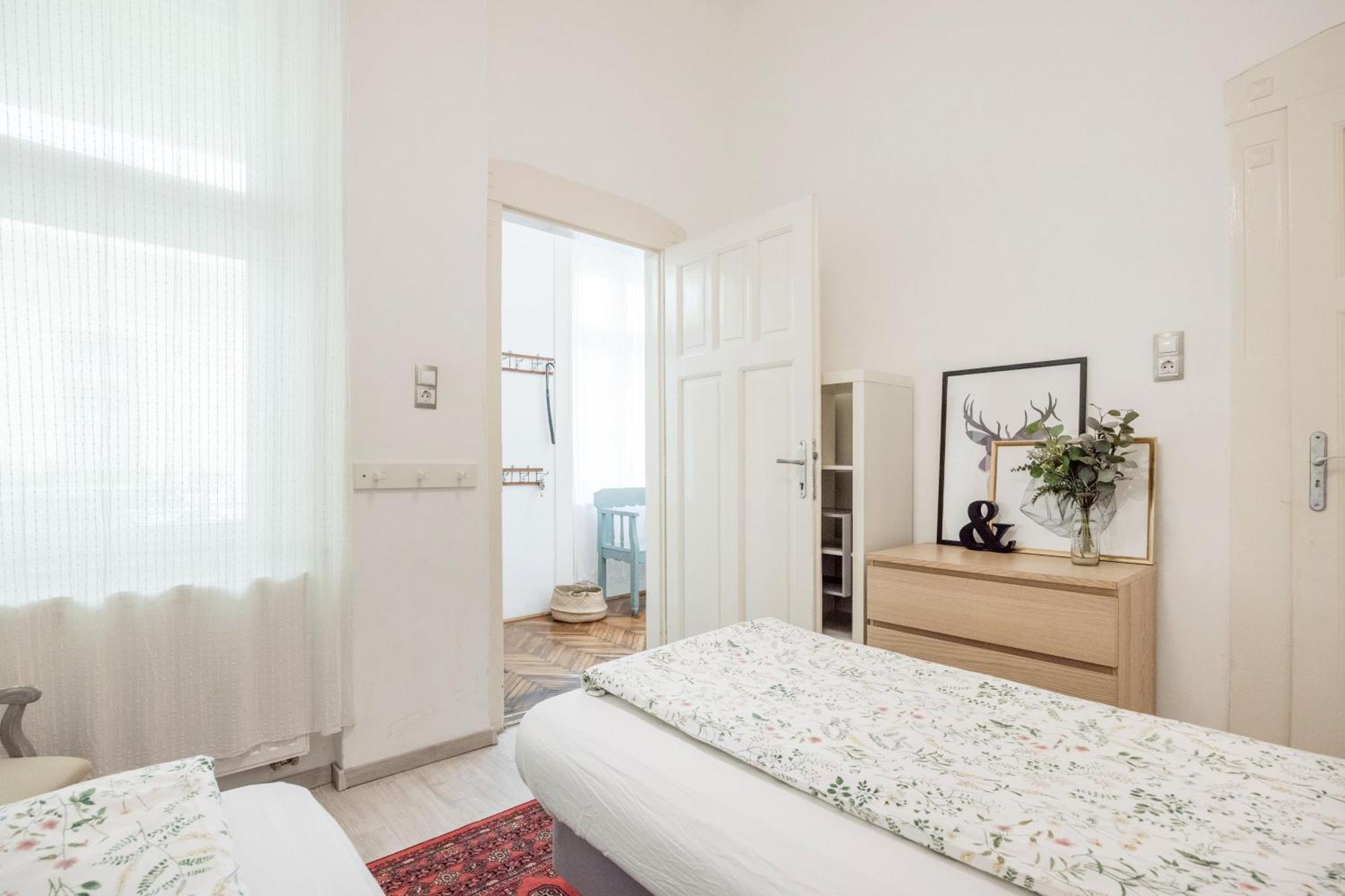 Charming And Unique Apartment With Balcony By The Great Synagogue Budapest Exterior foto